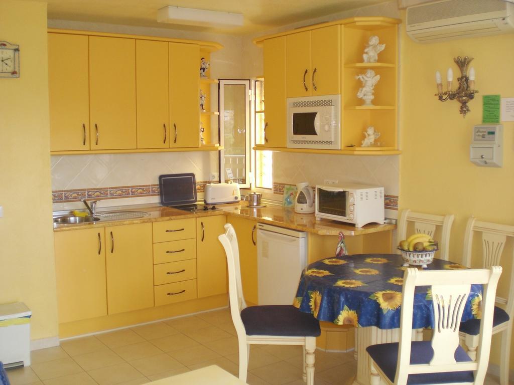 Minerva Jupiter Apartments Benalmádena Habitación foto